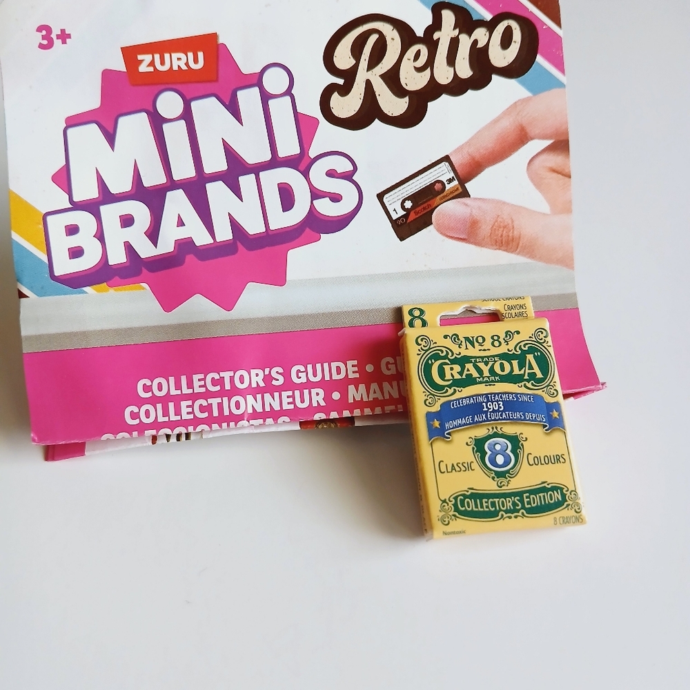 Zuru Mini Brands Retro Crayolas